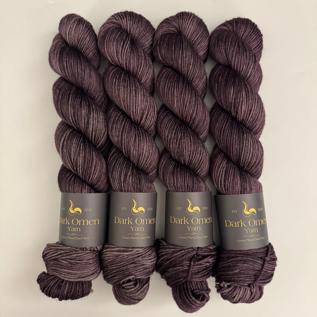 Filato 100% Merino Superwash DK by Dark Omen – Yarning for Ewe
